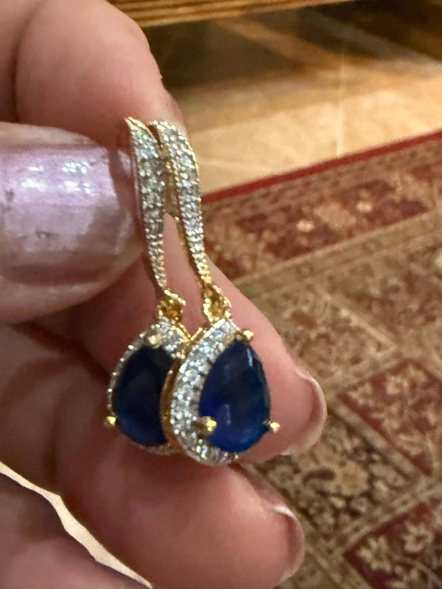 Sapphire Drops